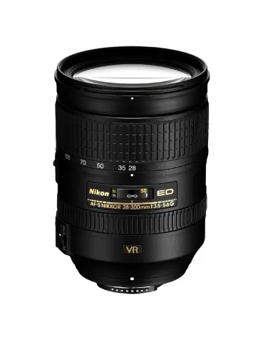 Nikon 18-200mm f/3.5-5.6 VR | 500th.net